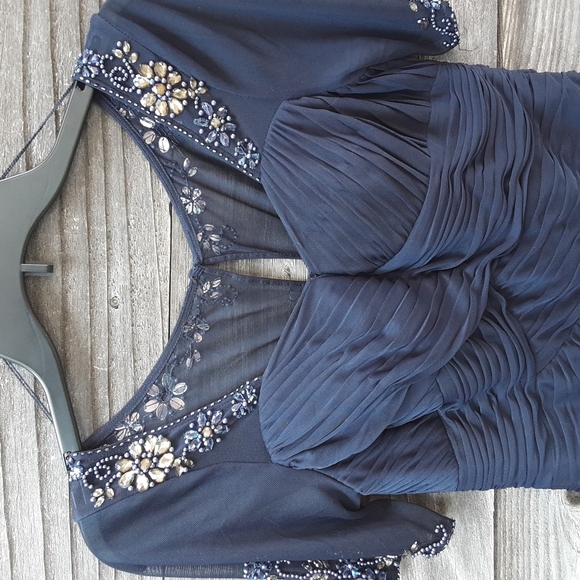 Adrianna Papell Occasions blue formal dress size 6 - Picture 10 of 16